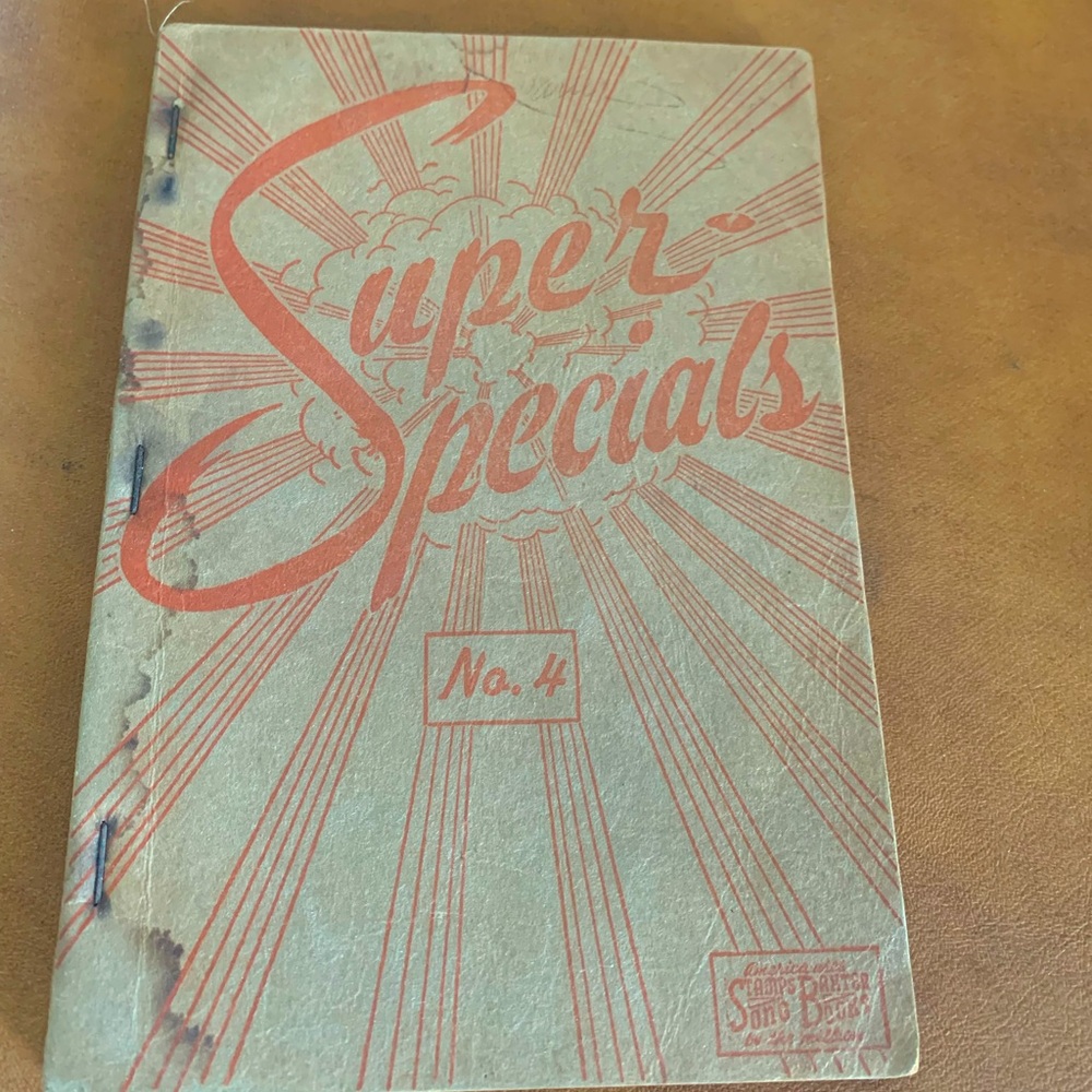 1942 Super Specials No 4